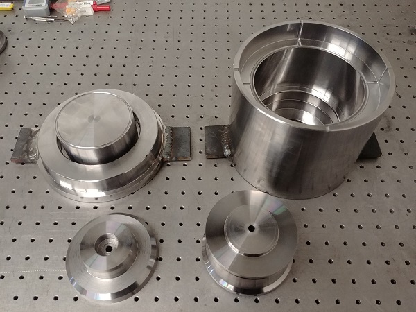 Machining Moulds / Molds on a CNC Lathe / Mill