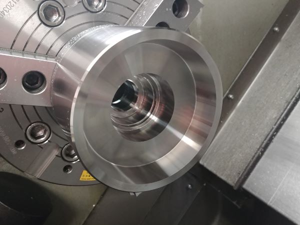 Machining Moulds / Molds on a CNC Lathe / Mill