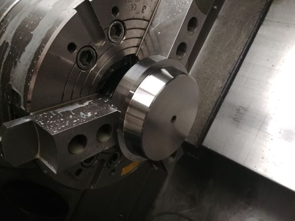 Machining Moulds / Molds on a CNC Lathe / Mill