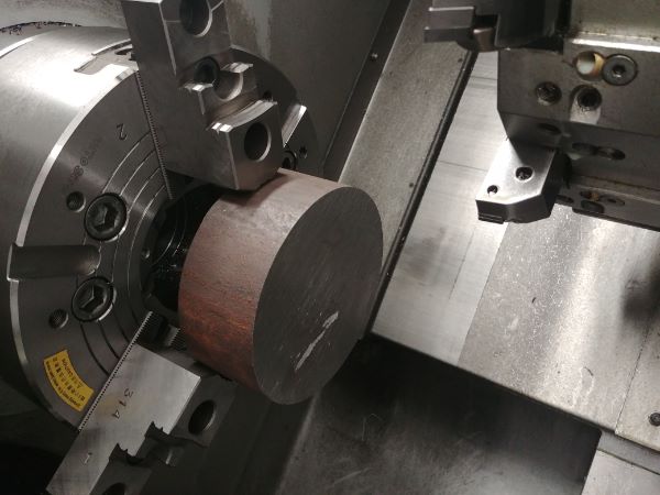 Machining Moulds / Molds on a CNC Lathe / Mill