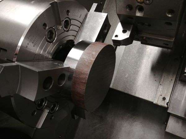 Machining Moulds / Molds on a CNC Lathe / Mill