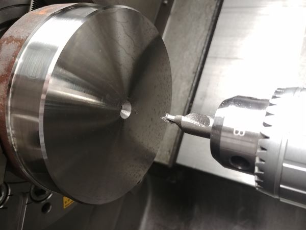 Machining Moulds / Molds on a CNC Lathe / Mill