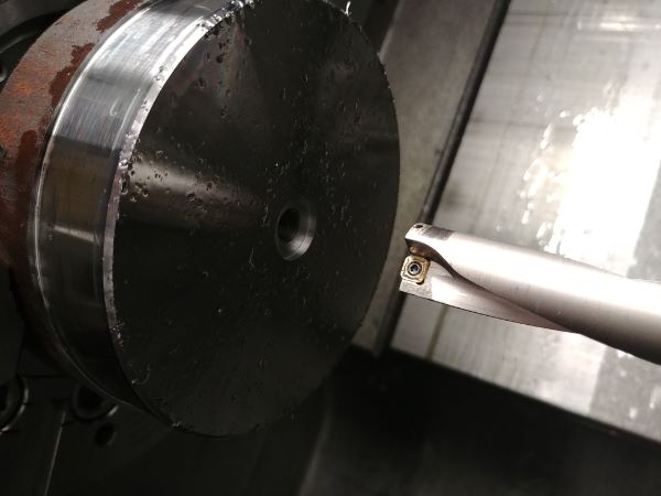 Machining Moulds / Molds on a CNC Lathe / Mill