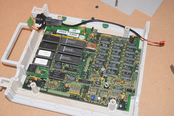 What's inside an oxygen monitor