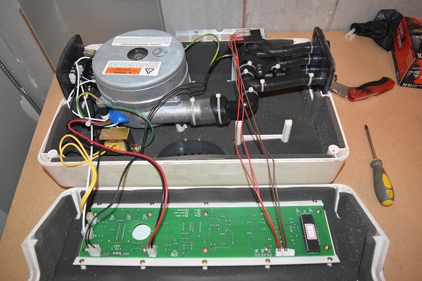 What's inside an airbed controller