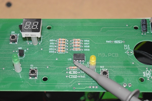 What's inside an airbed controller