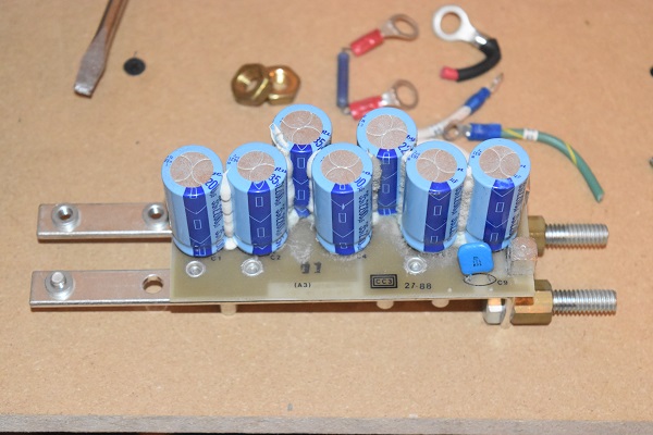 What's inside a 28V Power Supply