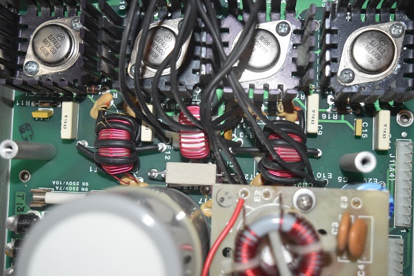 What's inside a 28V Power Supply