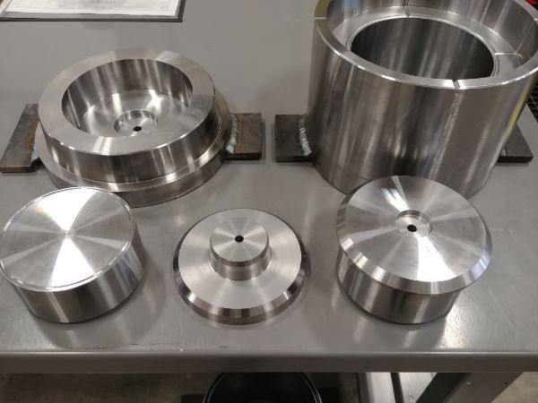 Machining Moulds / Molds on a CNC Lathe / Mill