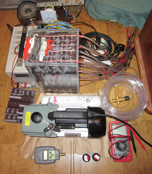 z-pinch setup, vacuum pump, capacitor bank, deuterium
