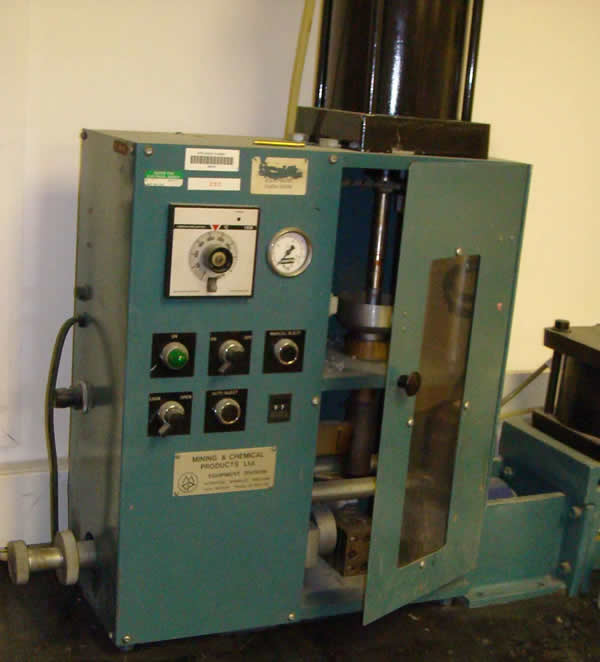 Cartridge Injection Moulding Machine
