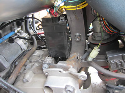 1998 Hornet Injection Project - Battery Box