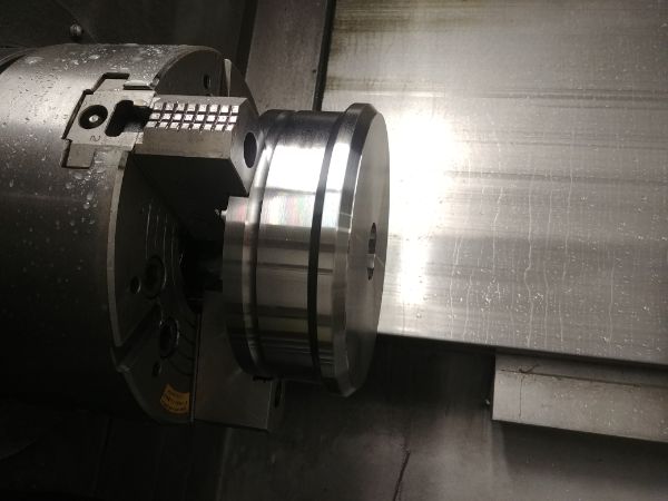 Machining Moulds / Molds on a CNC Lathe / Mill