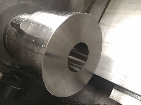 Machining Moulds / Molds on a CNC Lathe / Mill