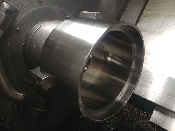 Machining Moulds / Molds on a CNC Lathe / Mill