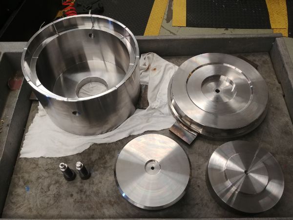 Machining Moulds / Molds on a CNC Lathe / Mill