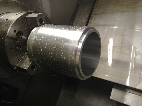 Machining Moulds / Molds on a CNC Lathe / Mill