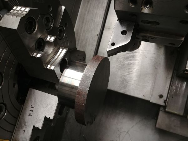 Machining Moulds / Molds on a CNC Lathe / Mill