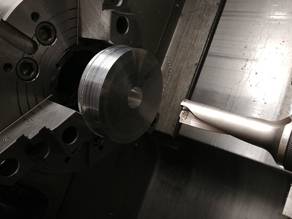 Machining Moulds / Molds on a CNC Lathe / Mill