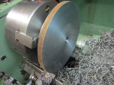 facing 200mm steel plate in lathe