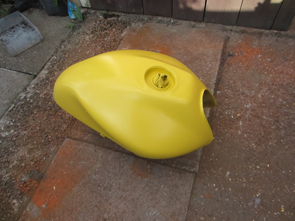 Honda Hornet Respray - yellow undercoat