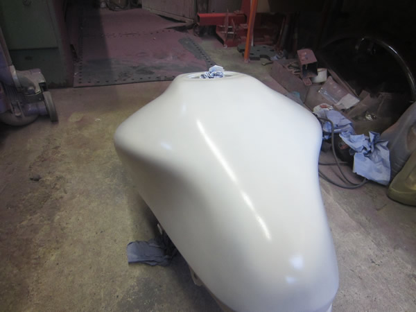 Honda Hornet Respray - Undercoat